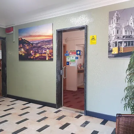 Paradouro Guest house 2*