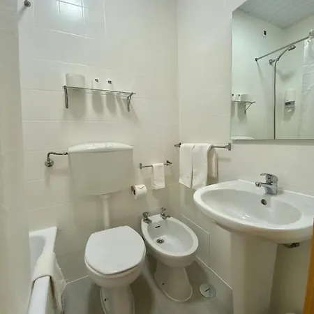 Paradouro Guest house 4*